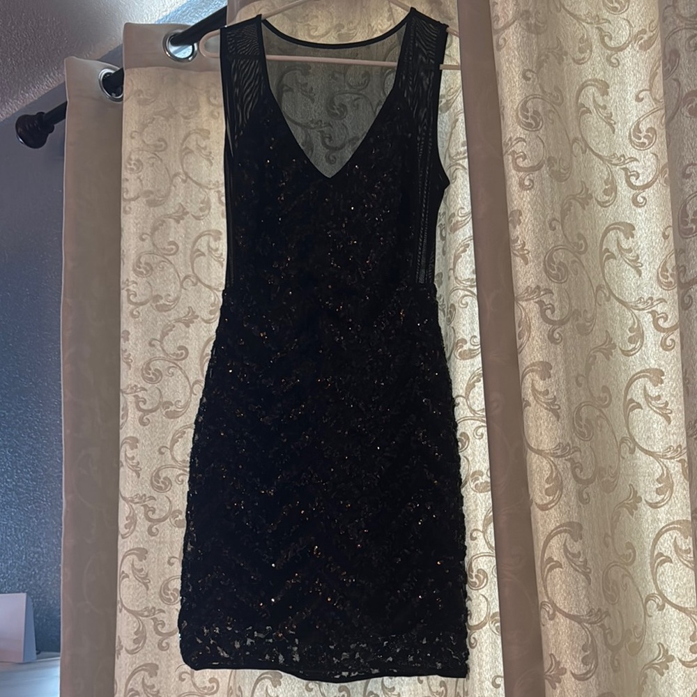 WOW Couture Black Sleeveless V-Neck Sheath Mini Dress